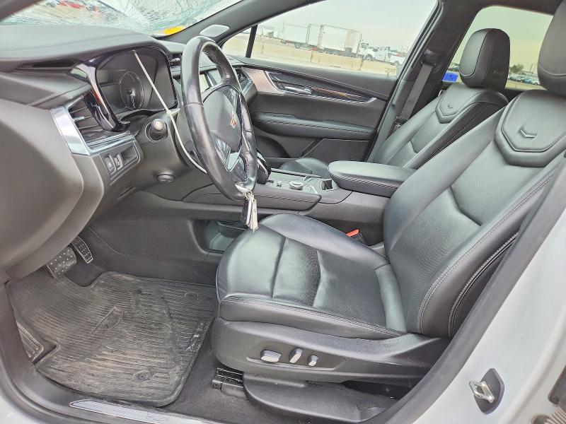 64765496 :رقم المزاد ، 1GYKNDRS0LZ107212 vin ، 2020 Cadillac Xt5 مزاد بيع