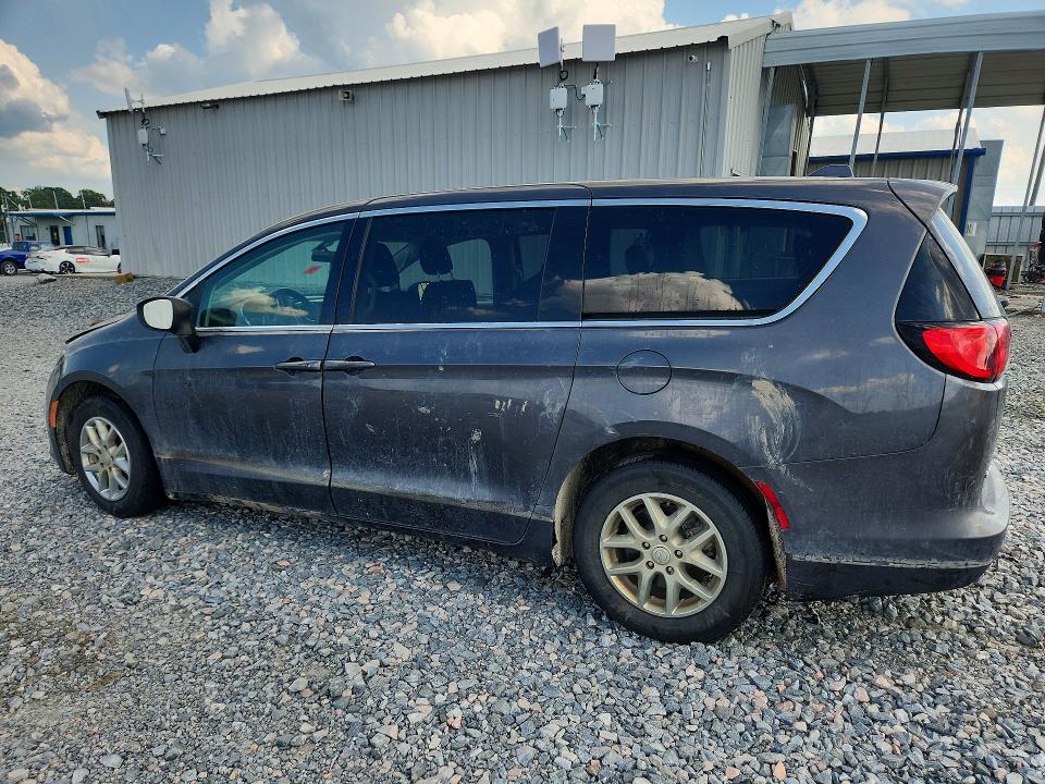 65904466 :رقم المزاد ، 2C4RC1CG5LR134543 vin ، 2020 Chrysler Voyager مزاد بيع