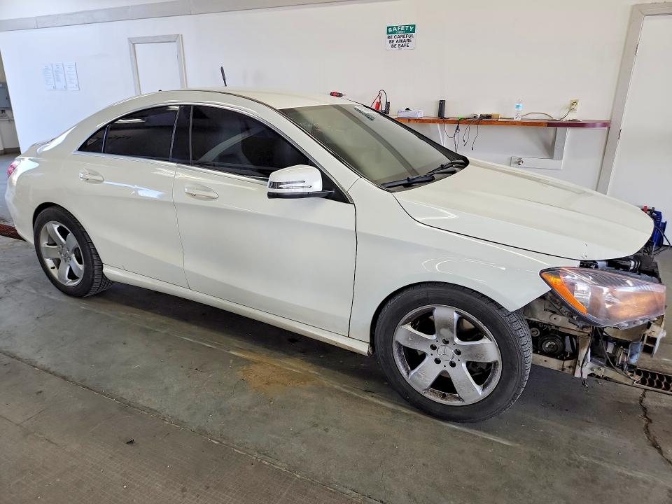 65868586 :رقم المزاد ، WDDSJ4EB6HN410748 vin ، 2017 Mercedes-benz Cla مزاد بيع