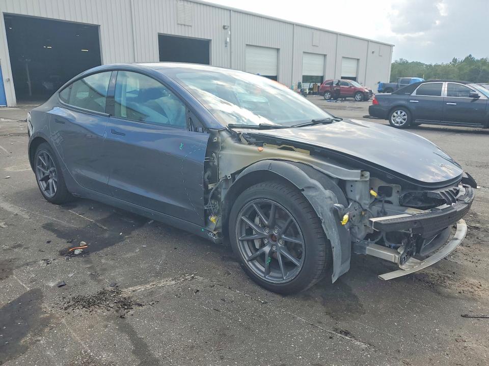64896686 :رقم المزاد ، 5YJ3E1EB1NF291065 vin ، 2022 Tesla Model 3 مزاد بيع