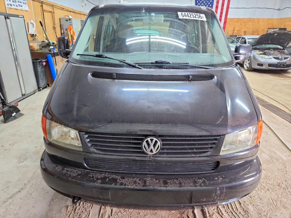 Продажа на аукционе авто 2003 Volkswagen Eurovan, vin: WV2MB47073H003140, номер лота: 64425256