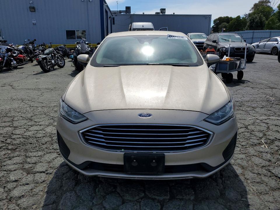 65373346 :رقم المزاد ، 3FA6P0HDXKR152020 vin ، 2019 Ford Fusion مزاد بيع