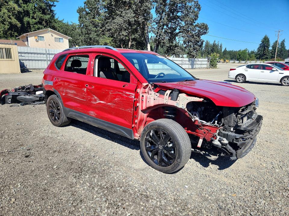 Продаж на аукціоні авто 2022 Volkswagen Taos, vin: 3VVLX7B21NM067549, номер лоту: 65934306