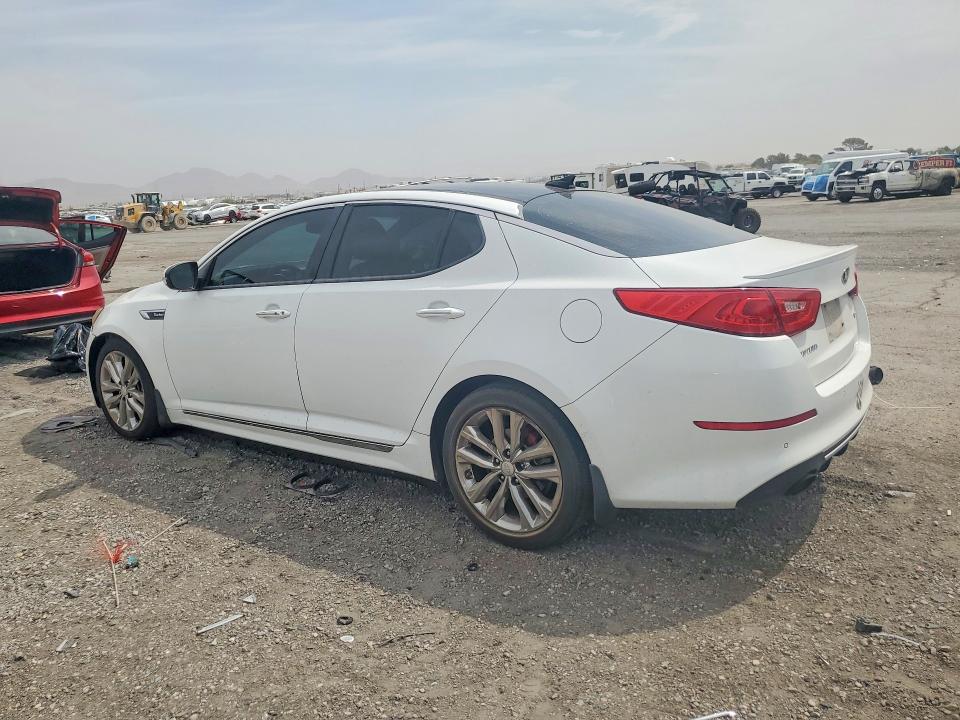 64500506 :رقم المزاد ، 5XXGR4A67FG412003 vin ، 2015 Kia Optima مزاد بيع