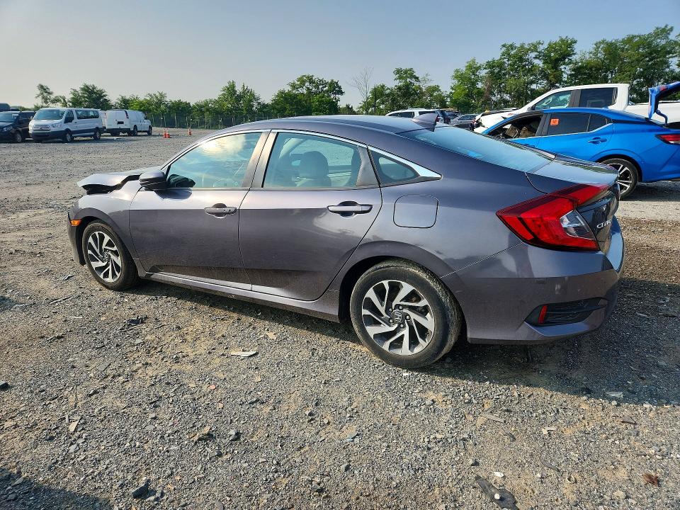 64310806 :رقم المزاد ، 2HGFC2F79HH530994 vin ، 2017 Honda Civic مزاد بيع