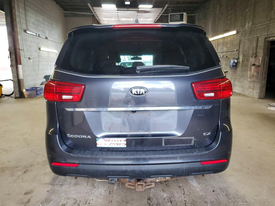 65312676 :رقم المزاد ، KNDMB5C11L6575478 vin ، 2020 Kia Sedona مزاد بيع