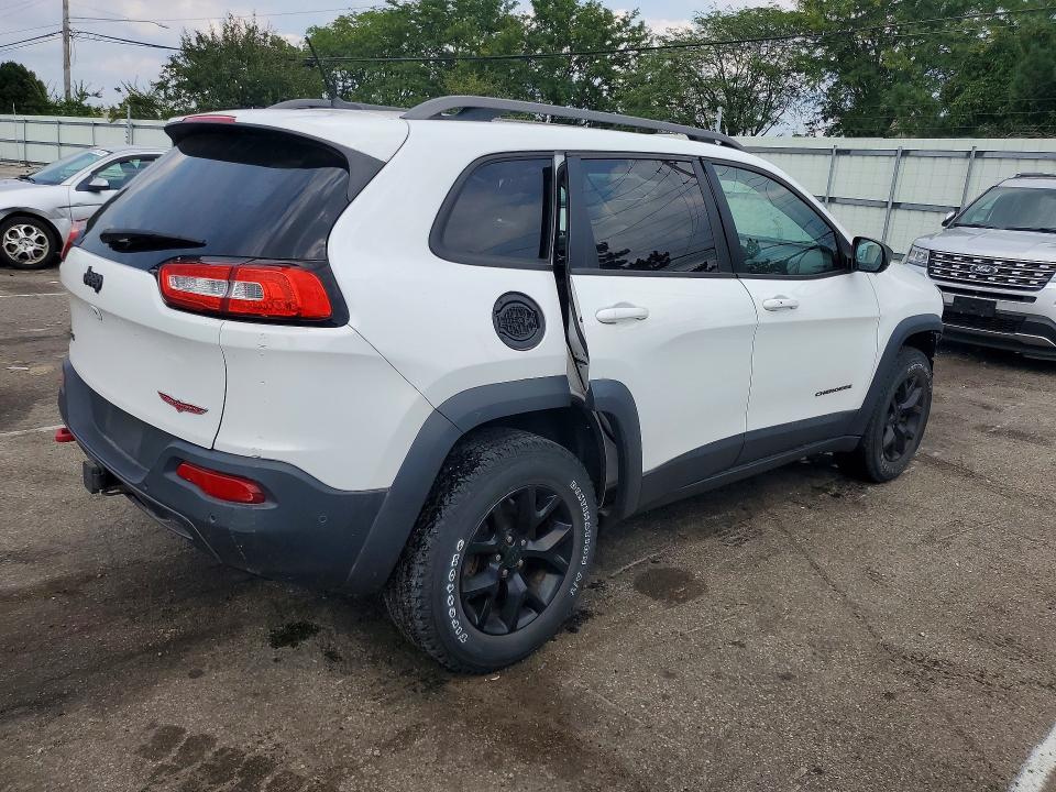 64306196 :رقم المزاد ، 1C4PJMBS8FW685985 vin ، 2015 Jeep Cherokee مزاد بيع