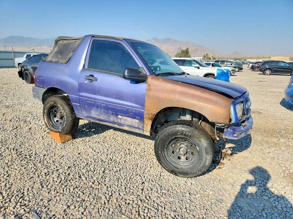 63384666 :رقم المزاد ، 2CNBJ18C3X6906067 vin ، 1999 Chevrolet Tracker مزاد بيع