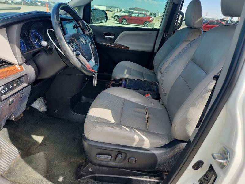 2017 Toyota Sienna მანქანა იყიდება აუქციონზე, vin: 5TDDZ3DC7HS152900, აუქციონის ნომერი: 65854946