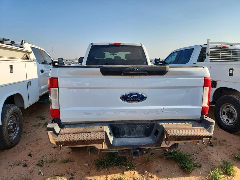 Продаж на аукціоні авто 2018 Ford F350, vin: 1FT8W3B68JEC18096, номер лоту: 62525336