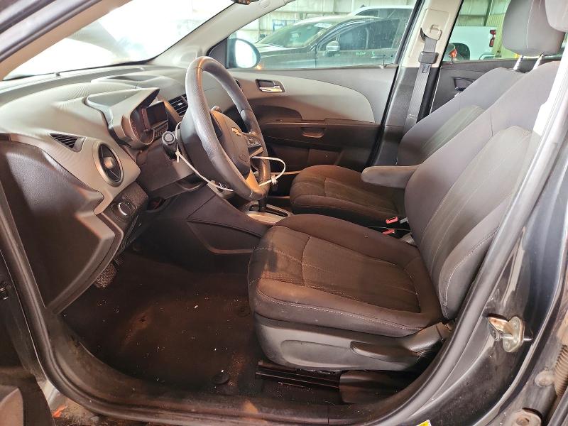 63434816 :رقم المزاد ، 1G1JC5SH5F4101041 vin ، 2015 Chevrolet Sonic مزاد بيع