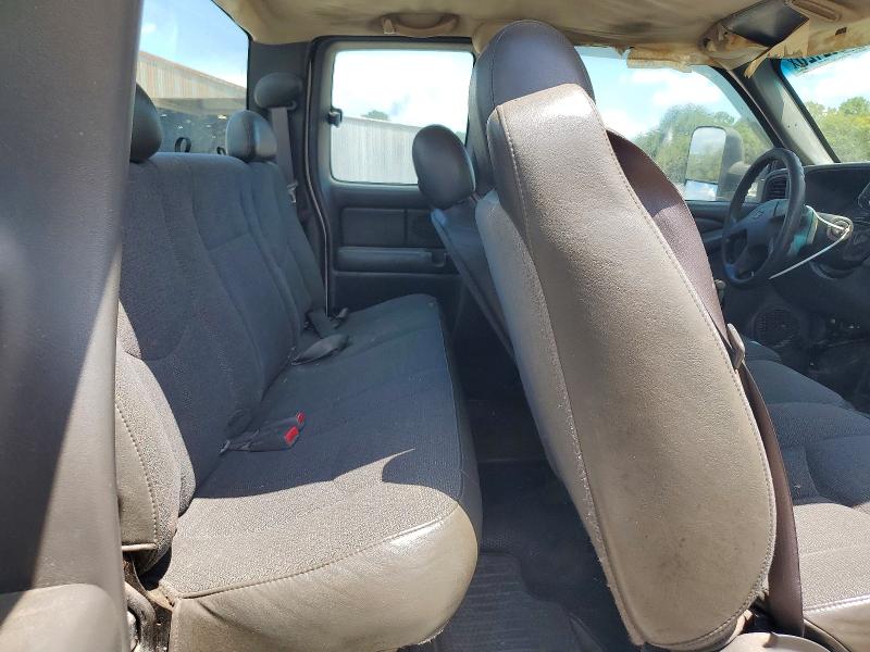 65092126 :رقم المزاد ، 1GCHC29U05E129605 vin ، 2005 Chevrolet Silverado مزاد بيع