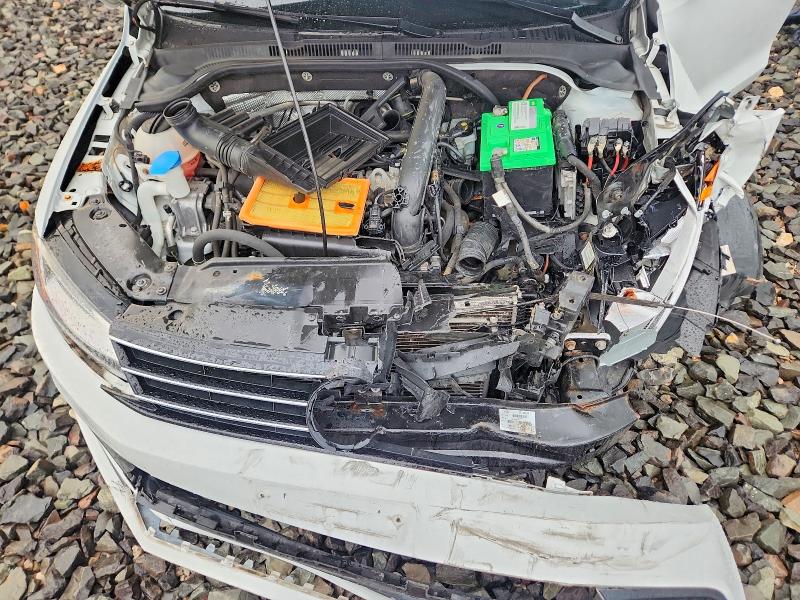 2017 Volkswagen Jetta მანქანა იყიდება აუქციონზე, vin: 3VWDB7AJXHM384371, აუქციონის ნომერი: 66037396