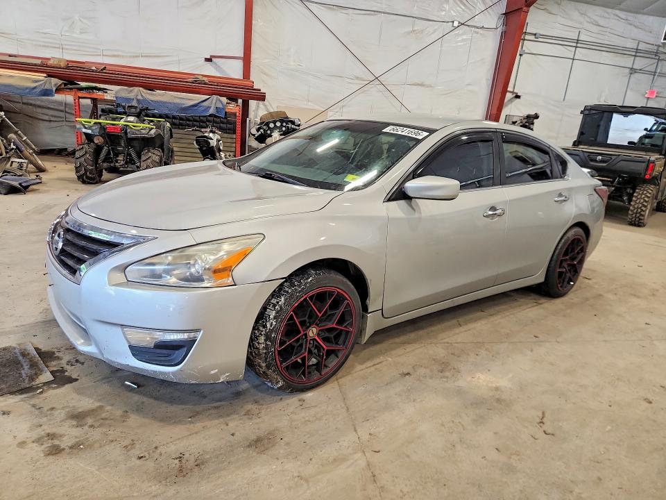 2015 Nissan Altima მანქანა იყიდება აუქციონზე, vin: 1N4AL3AP6FN380505, აუქციონის ნომერი: 66241696