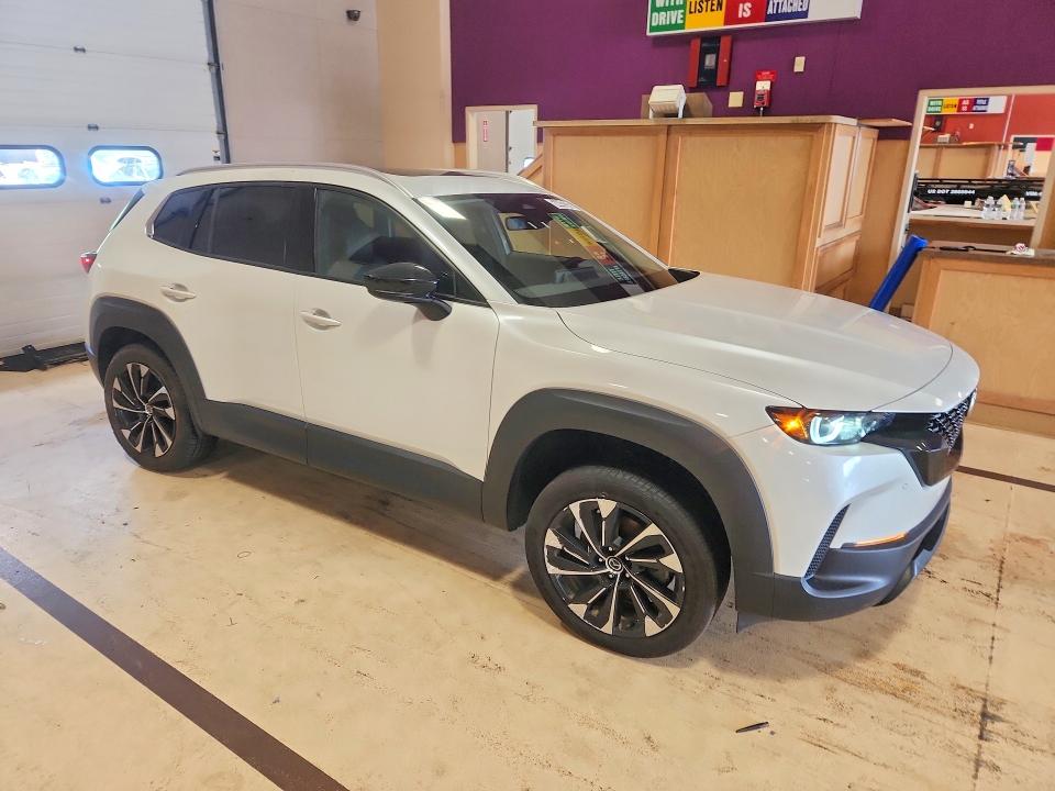 Продаж на аукціоні авто 2026 Mazda Cx-50, vin: 7MMVAAEW9TN145762, номер лоту: 64443336