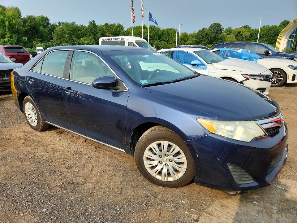 Продаж на аукціоні авто 2014 Toyota Camry, vin: 4T4BF1FK1ER376102, номер лоту: 64221386