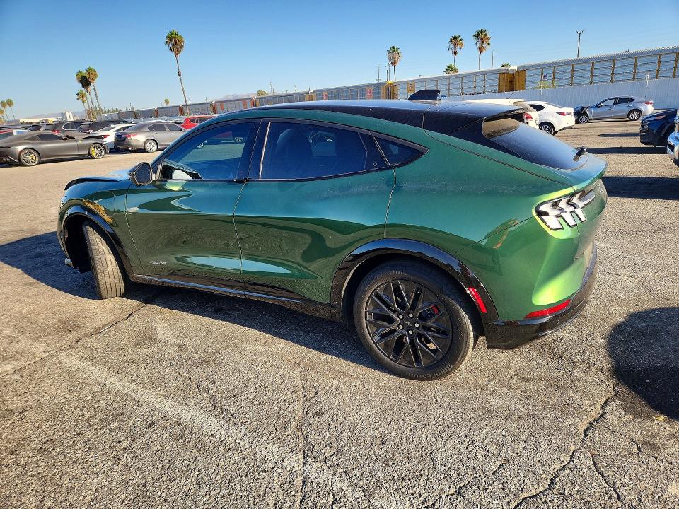 66610746 :رقم المزاد ، 3FMTK3R74SMA33216 vin ، 2025 Ford Mustang Mach-e مزاد بيع