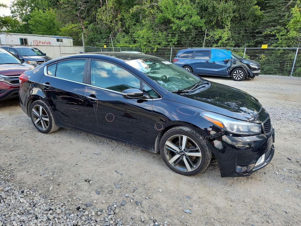 66705236 :رقم المزاد ، 3KPFL4A87HE057876 vin ، 2017 Kia Forte مزاد بيع