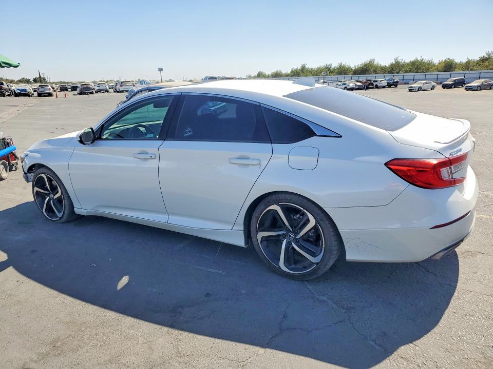 Продажа на аукционе авто 2018 Honda Accord, vin: 1HGCV1F32JA213986, номер лота: 65375316