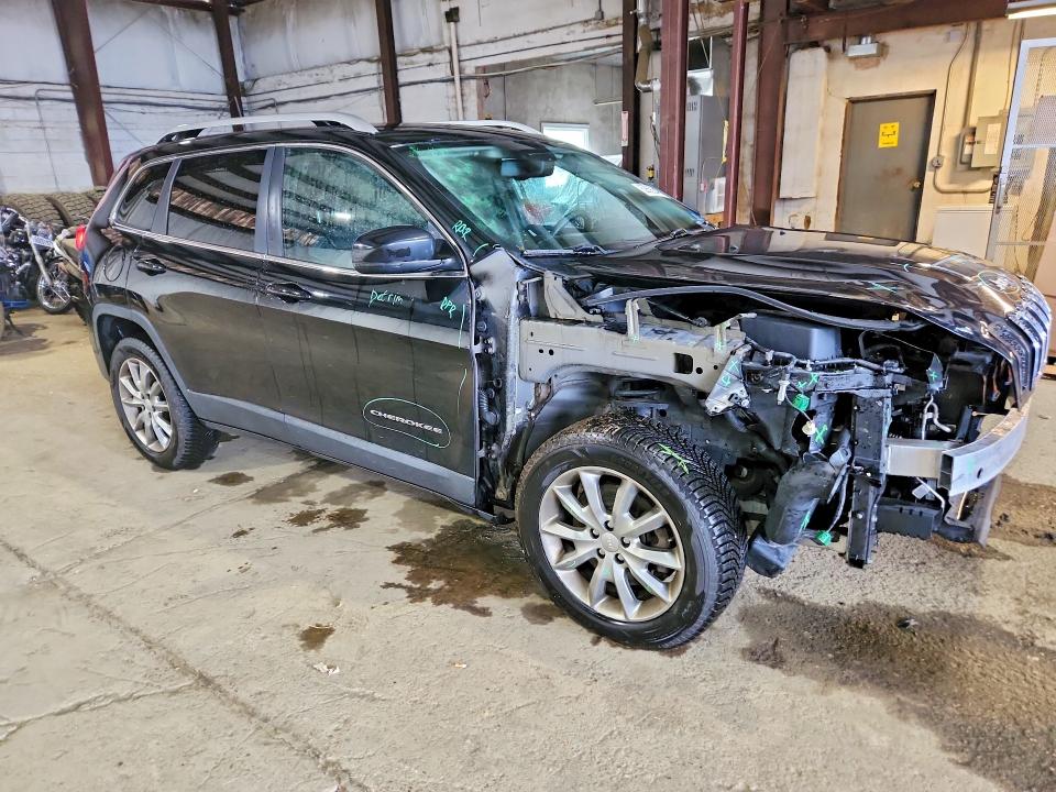 62692346 :رقم المزاد ، 1C4PJMDX6JD546192 vin ، 2018 Jeep Cherokee مزاد بيع