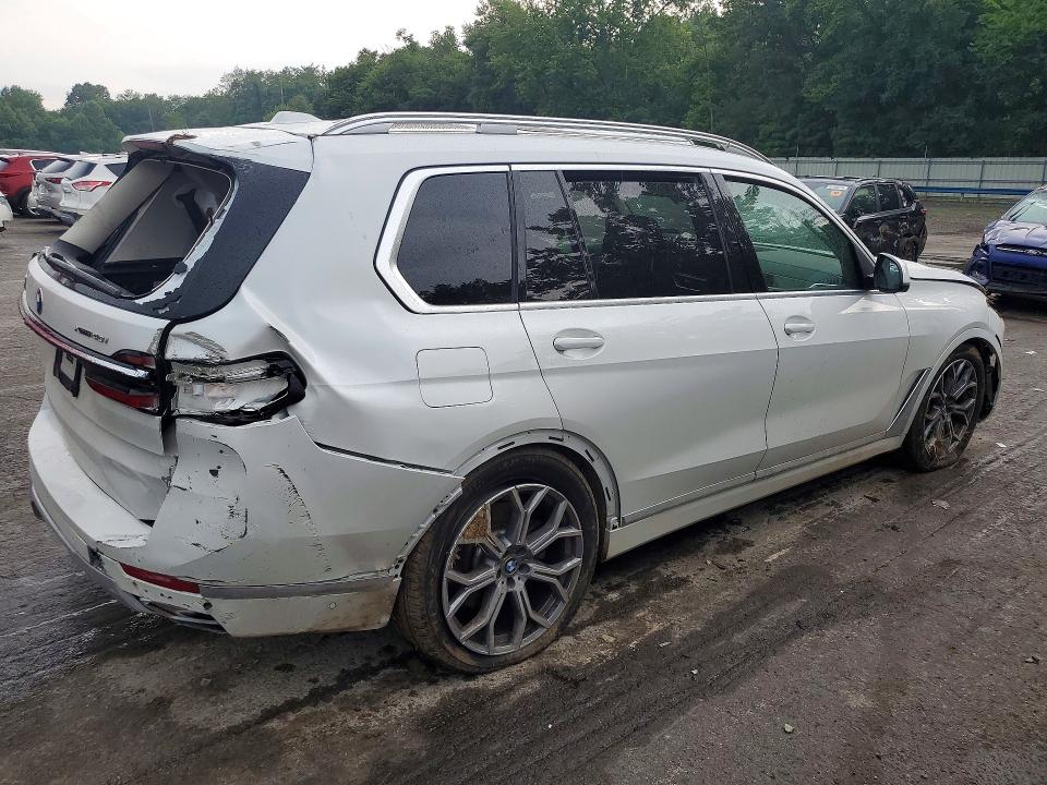 64616496 :رقم المزاد ، 5UX23EM01R9U66583 vin ، 2024 Bmw X7 مزاد بيع