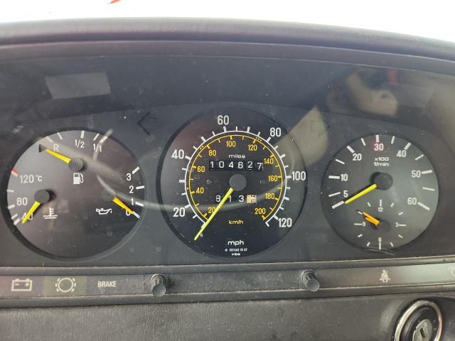 66616096 :رقم المزاد ، WDBAB33A8DB018940 vin ، 1983 Mercedes-benz 300 مزاد بيع