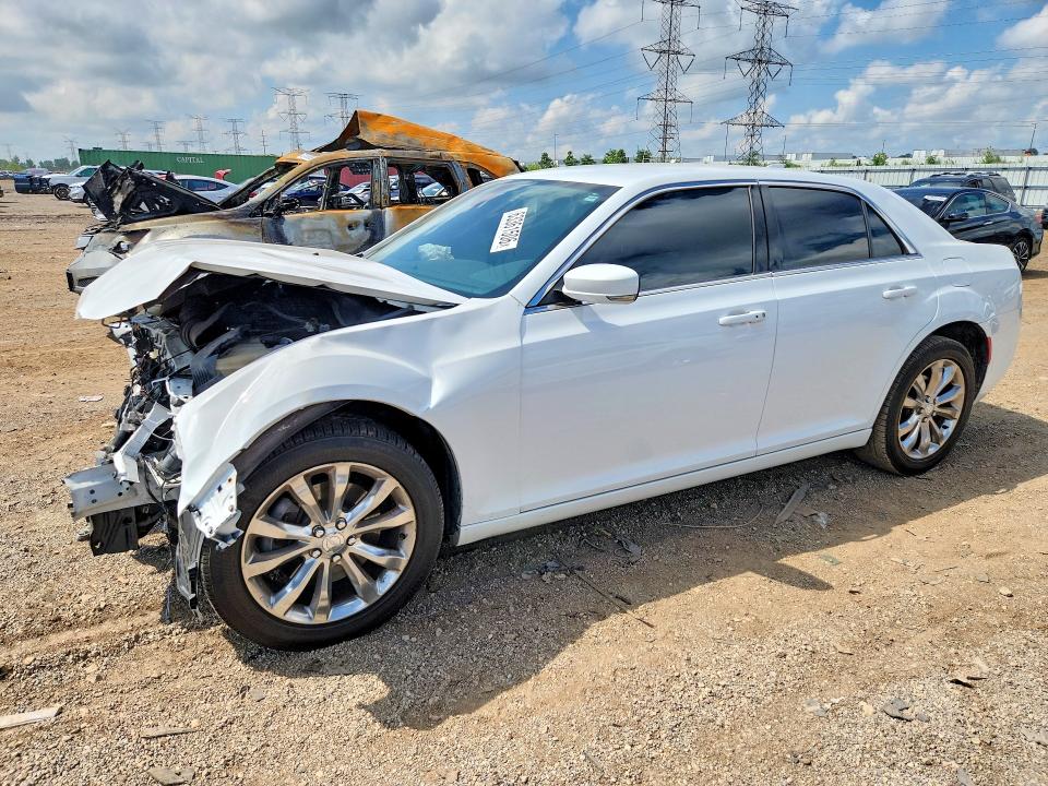 Продаж на аукціоні авто 2015 Chrysler 300, vin: 2C3CCARG9FH923323, номер лоту: 63361506