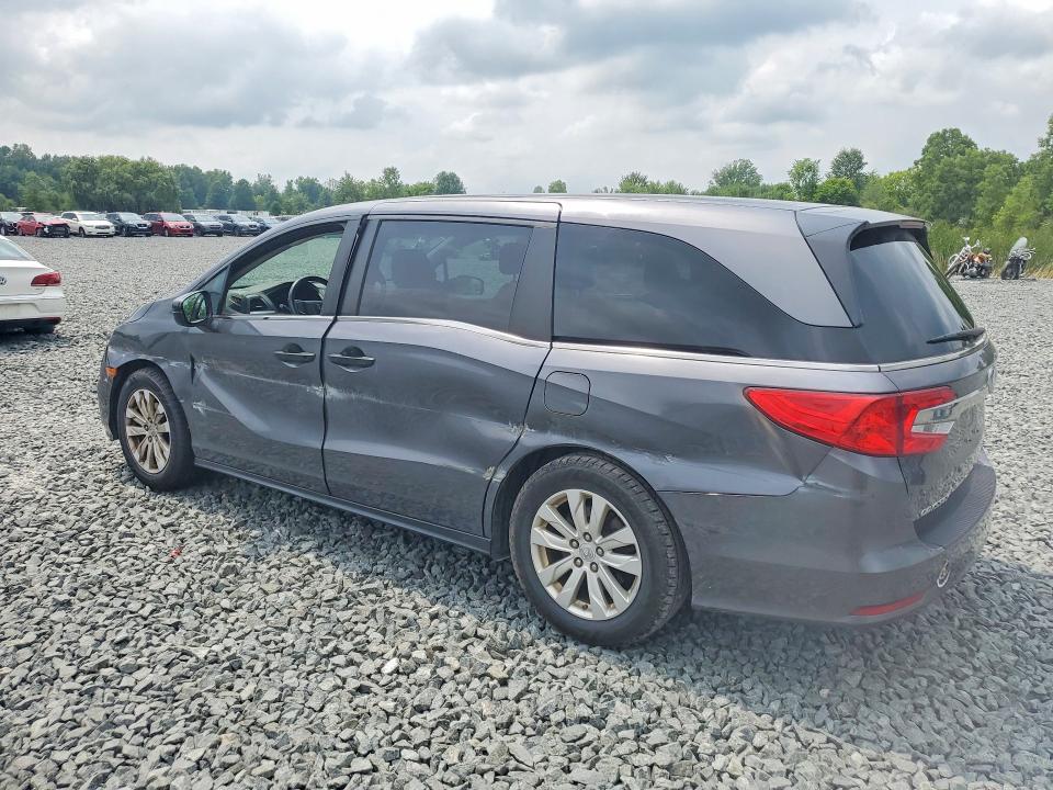64729266 :رقم المزاد ، 5FNRL6H20JB027404 vin ، 2018 Honda Odyssey مزاد بيع
