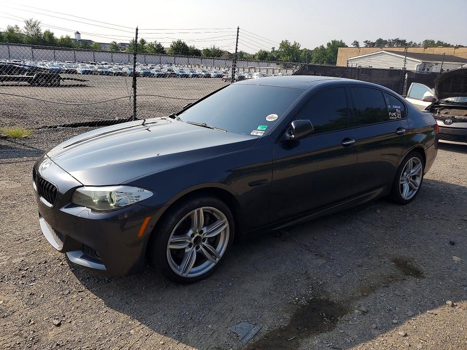 64485096 :رقم المزاد ، WBAFU9C52BC783542 vin ، 2011 Bmw 550 مزاد بيع