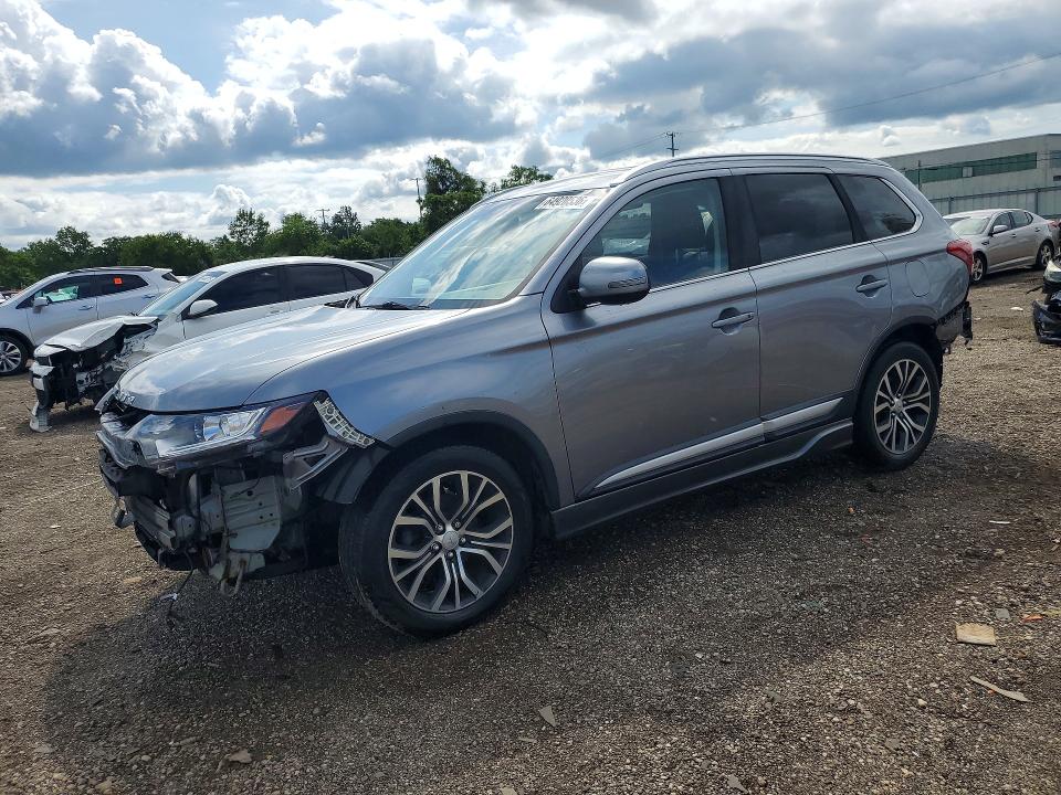 2018 Mitsubishi Outlander მანქანა იყიდება აუქციონზე, vin: JA4AD3A38JZ004565, აუქციონის ნომერი: 64920536