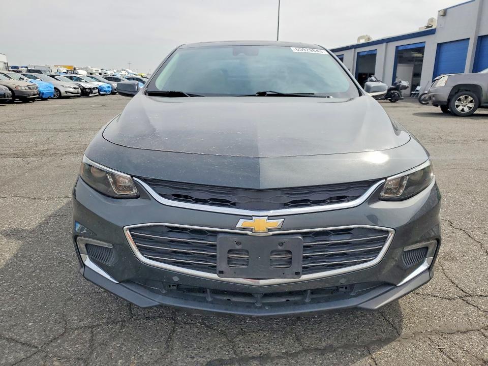 65929646 :رقم المزاد ، 1G1ZH5SX4HF151500 vin ، 2017 Chevrolet Malibu مزاد بيع