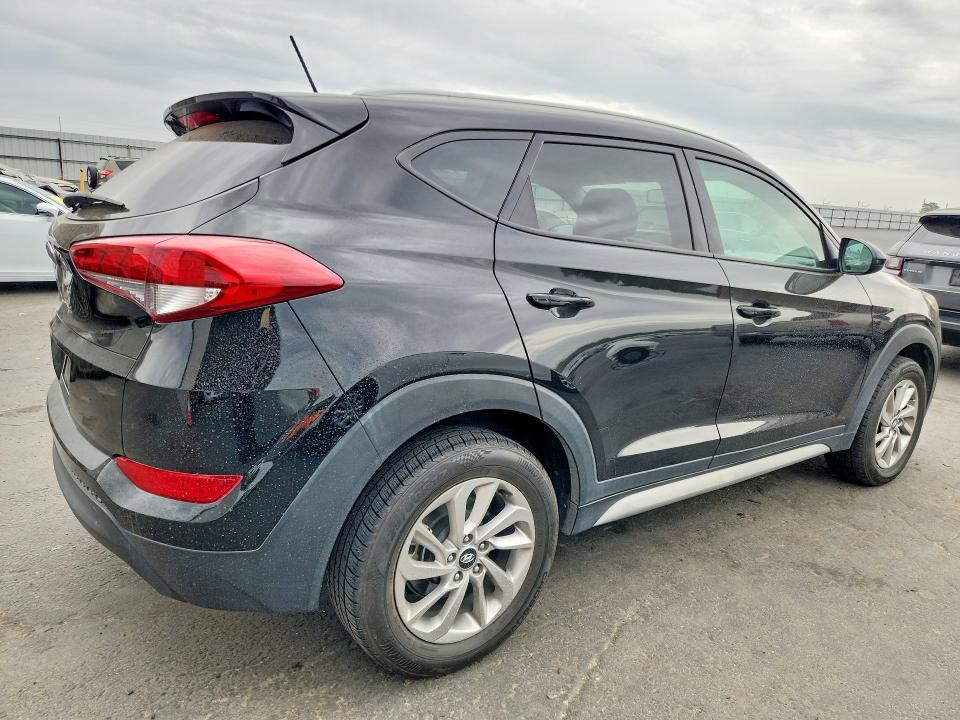 2017 Hyundai Tucson მანქანა იყიდება აუქციონზე, vin: KM8J33A47HU583441, აუქციონის ნომერი: 66839686