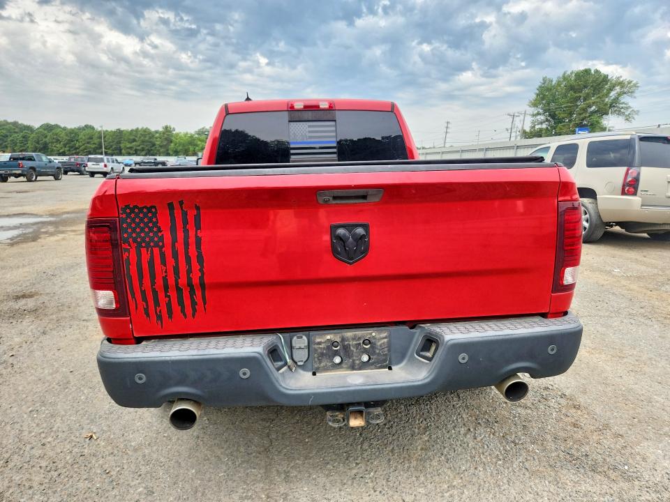 66203206 :رقم المزاد ، 1C6RR6GT3KS697677 vin ، 2019 Ram 1500 Classic مزاد بيع