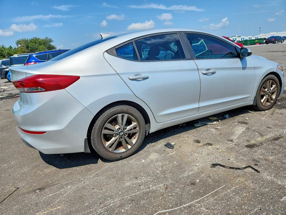 66423656 :رقم المزاد ، 5NPD84LF3JH231982 vin ، 2018 Hyundai Elantra مزاد بيع