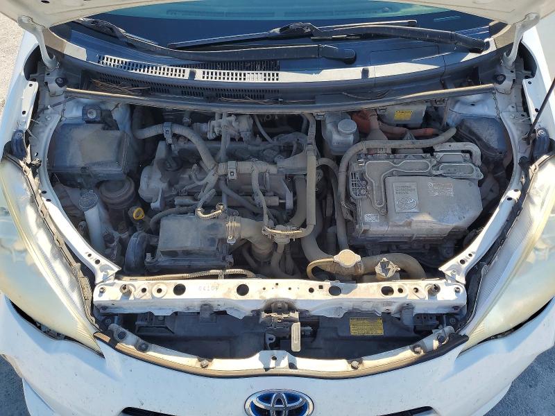 Auction sale of the 2013 Toyota Prius C, vin: JTDKDTB36D1535548, lot number: 67558316