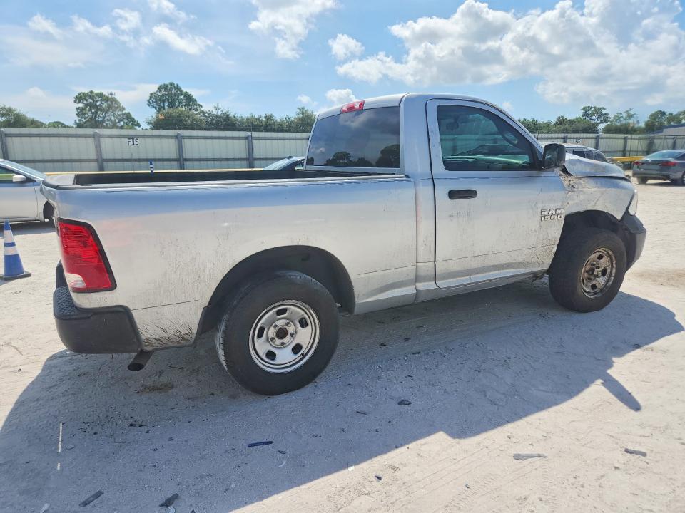 66272936 :رقم المزاد ، 3C6JR6AT5HG668445 vin ، 2017 Ram 1500 مزاد بيع
