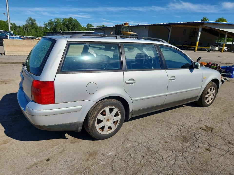 Aukcja sprzedaży 1999 Volkswagen Passat, vin: WVWNA63B7XE424517, numer aukcji: 62171836