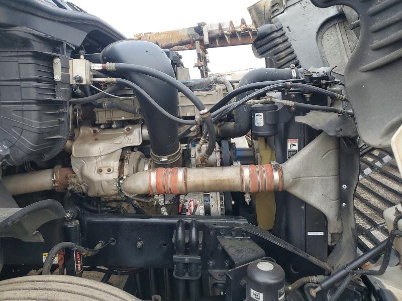 Продаж на аукціоні авто 2016 Freightliner Cascadia 125, vin: 1FUBGLDVXGLHB4181, номер лоту: 66740306