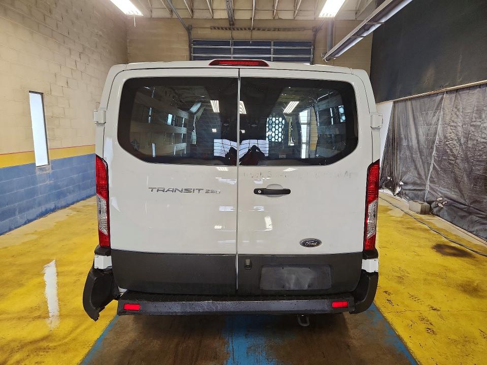 2025 Ford Transit მანქანა იყიდება აუქციონზე, vin: 1FTBR1Y8XSKA49499, აუქციონის ნომერი: 64659426