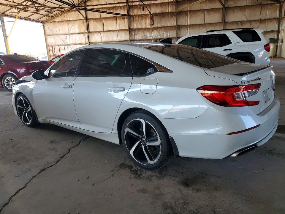 65540686 :رقم المزاد ، 1HGCV1F47NA034132 vin ، 2022 Honda Accord مزاد بيع