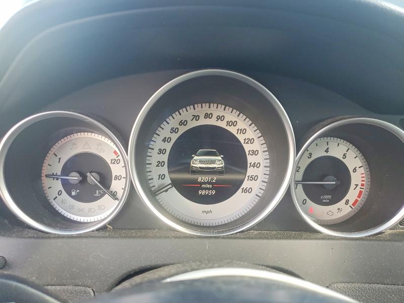 2013 Mercedes-benz C მანქანა იყიდება აუქციონზე, vin: WDDGF8AB4DR266415, აუქციონის ნომერი: 63988876