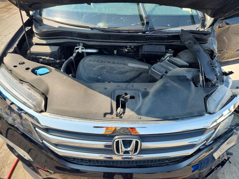 Продаж на аукціоні авто 2017 Honda Pilot, vin: 5FNYF5H50HB012709, номер лоту: 63896386