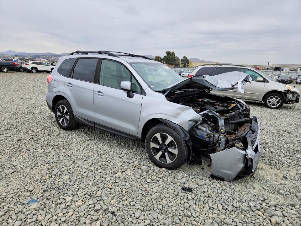 Продаж на аукціоні авто 2018 Subaru Forester, vin: JF2SJAGC0JH459108, номер лоту: 66785626