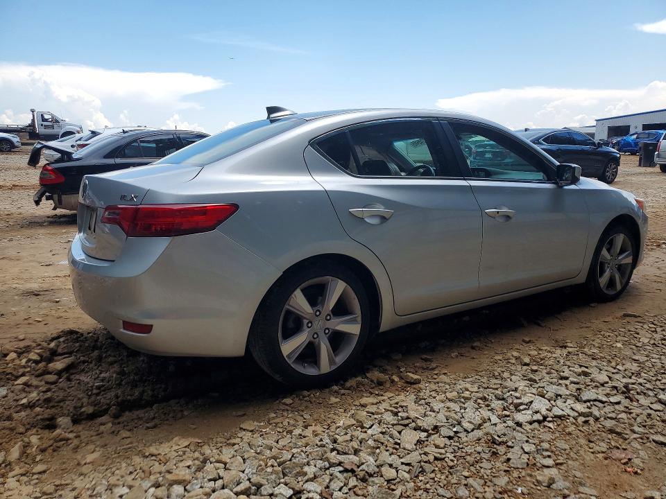 63824646 :رقم المزاد ، 19VDE1F74DE011859 vin ، 2013 Acura Ilx مزاد بيع