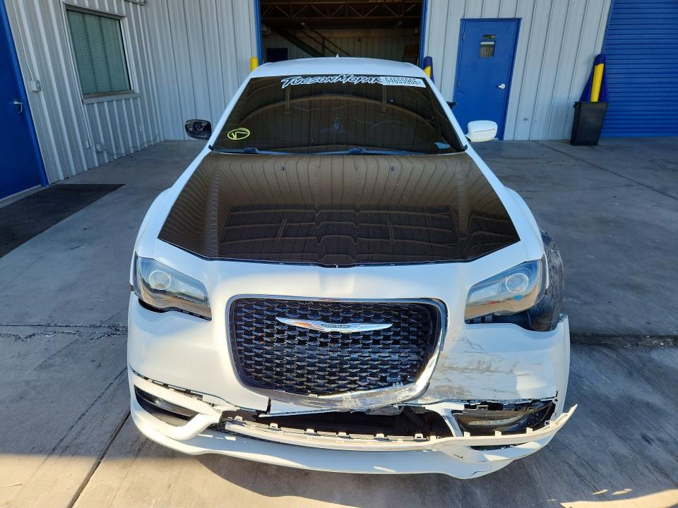 Aukcja sprzedaży 2017 Chrysler 300, vin: 2C3CCABG5HH526768, numer aukcji: 64655966