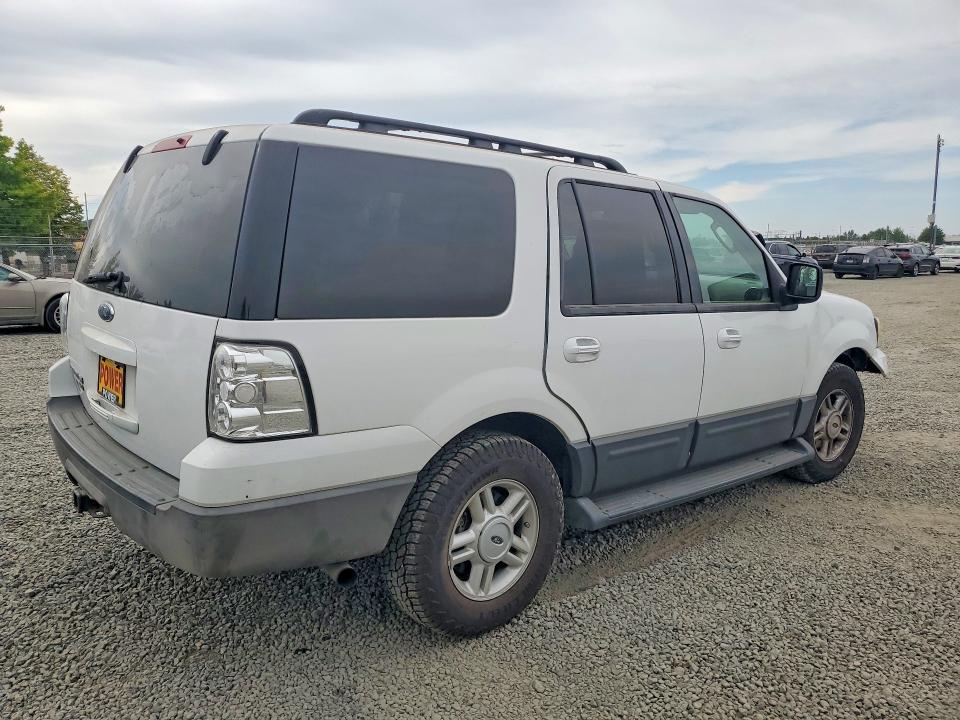 64589306 :رقم المزاد ، 1FMPU16505LB04596 vin ، 2005 Ford Expedition مزاد بيع