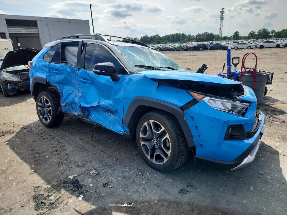 66704806 :رقم المزاد ، 2T3J1RFV6KW025685 vin ، 2019 Toyota Rav4 مزاد بيع