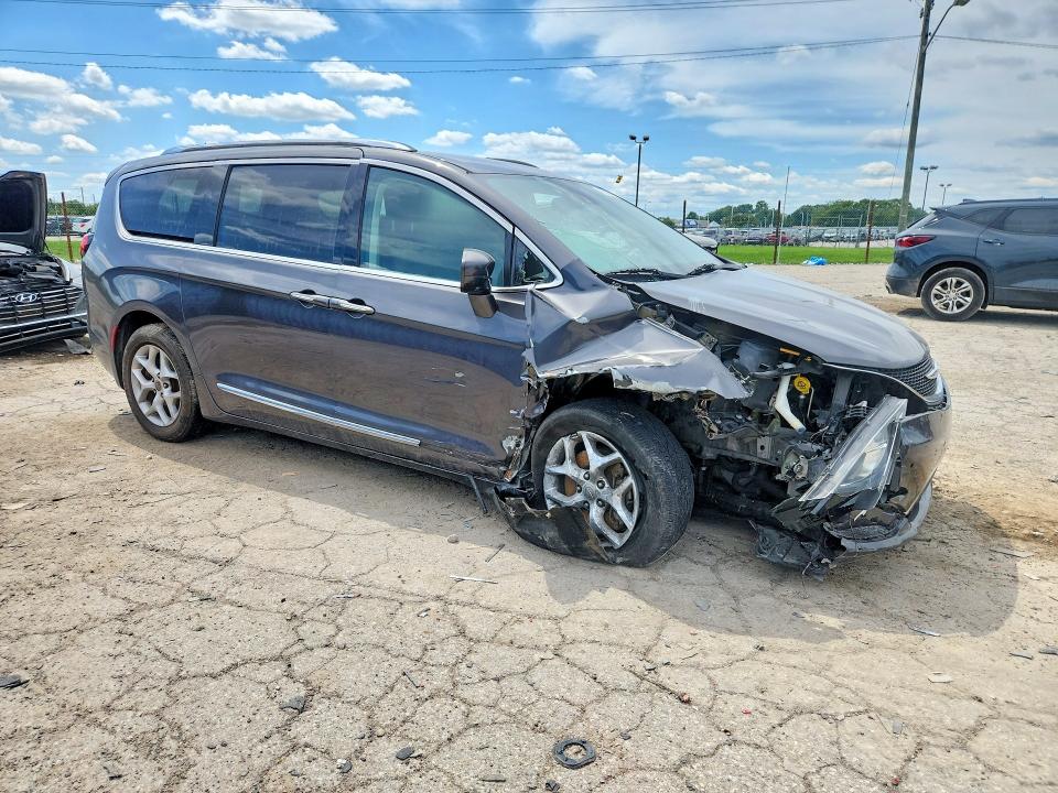Продаж на аукціоні авто 2017 Chrysler Pacifica, vin: 2C4RC1EG9HR578108, номер лоту: 65553566