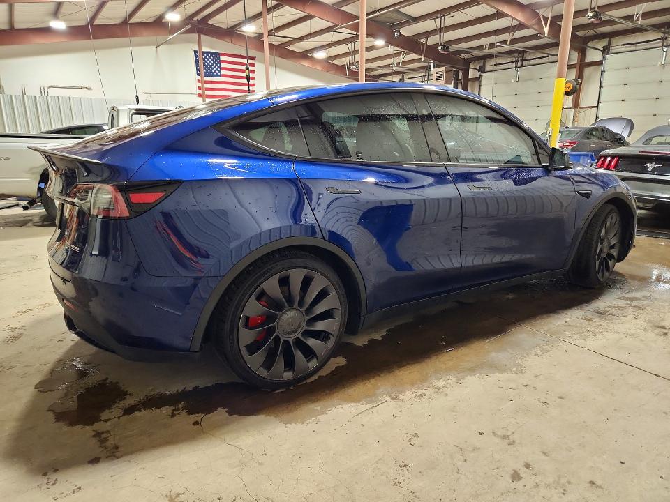 64435456 :رقم المزاد ، 7SAYGDEF6RA266026 vin ، 2024 Tesla Model Y مزاد بيع