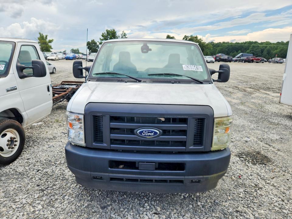 2024 Ford Econoline მანქანა იყიდება აუქციონზე, vin: 1FDWE3FN1RDD42364, აუქციონის ნომერი: 63696416